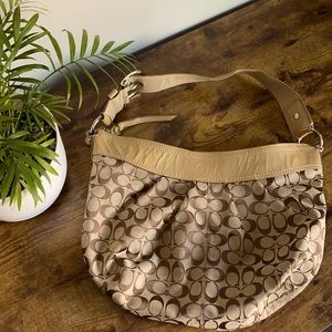 COACH F13741 Signature Large Soho Pulley Ted Hobo